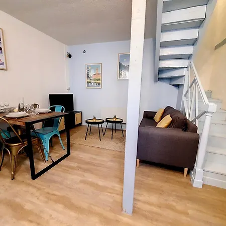 Maison La Petite Bleue - Balcon - Wifi Fibre - Menage Inclus *